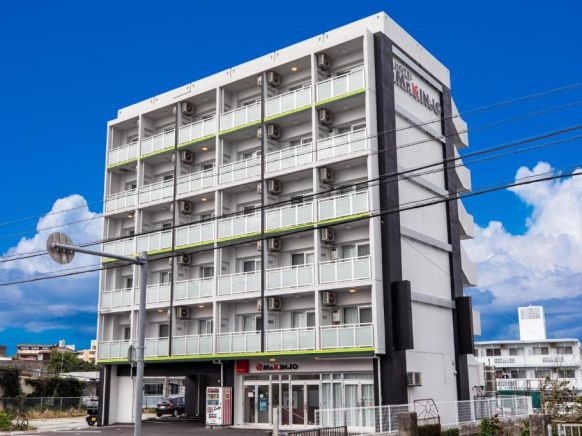 Mr. Kinjo in Okinawa North Inter по адресу Okinawa City, Noborikawa 2506