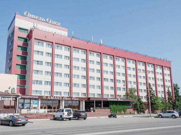 Амакс Отель Омск по адресу Омск, наб. Иртышская, д. 30, 814 км трассы М-51(P254)