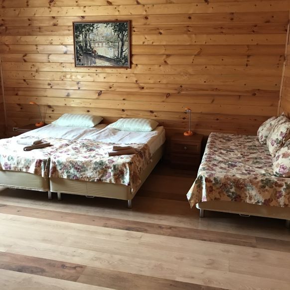 Апартаменты ХАЛЛЕ по адресу Башкортостан, Абзелиловский р-н, д. Зелёная Поляна, ул. Солнечная, д. 32/1