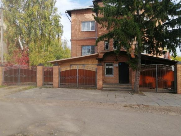 Гостиница Гостевой дом на берегу озера Неро по адресу Ростов, ул. Радищева, д. 4