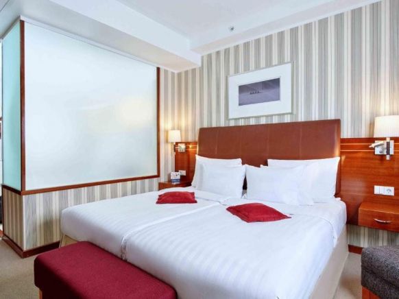Отель Palace Bridge Hotel по адресу Санкт-Петербург, Биржевой пер., д. 4