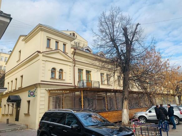 Хостел Арбат 42 по адресу Москва, ул. Арбат, д. 42, стр. 4