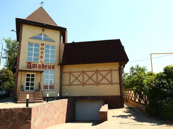 Отель Amadeus по адресу Самара, ул. Демократическая, д. 89/14