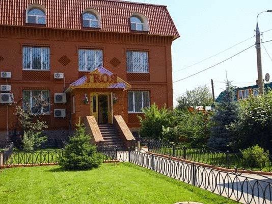Гостиница Резиденция Троя по адресу Самара, ул. Средне-Садовая, д. 17