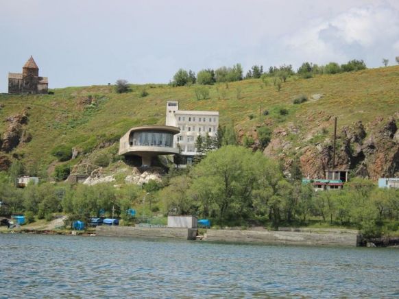 Хостел Sevan Writers House по адресу Севан, Peninsula