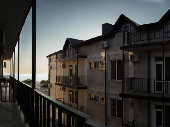 Отель Luxury House по адресу Анапа, Тополиный пр-д, д. 4в