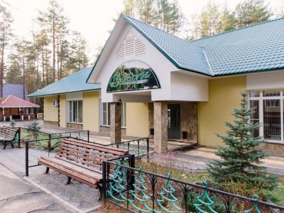 База отдыха Нью-Ветлуга-Парк 3 по адресу Костромская обл., Шарьинский р-н, с. п. Шекшемское, п. Варакинский