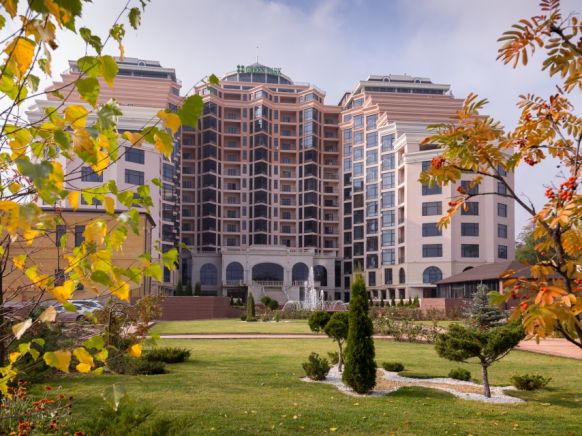 Отель Green Resort Hotel and SPA по адресу Кисловодск, ул. Шаумяна, д. 31/33