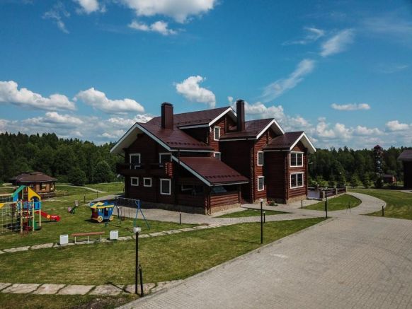 База отдыха Глухариный Дом по адресу Кириллов, Местечко Климово, Горицкий сельсовет, д. 1