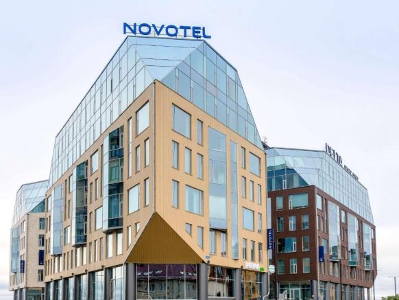 Отель Novotel по адресу Архангельск, наб. Северной Двины, д. 55 (этаж 1-7)