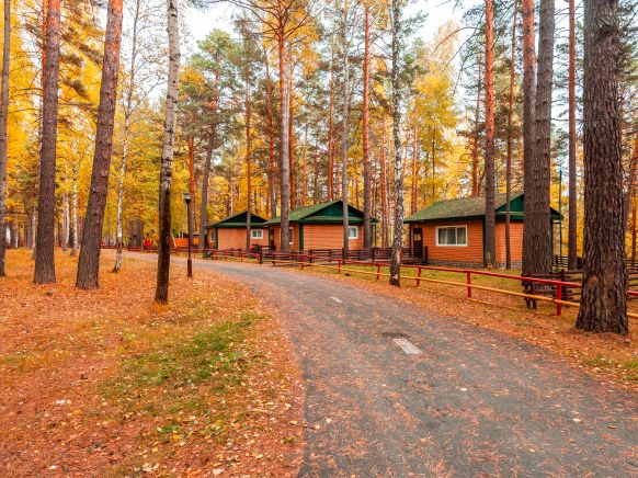 База отдыха Кулига-парк по адресу Тюменская обл., с. Кулига, 32 км Ирбитского тракта