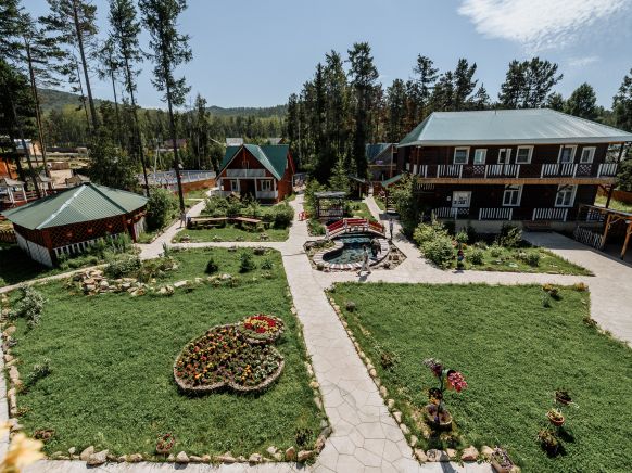 Загородный отель Кумуткан по адресу Максимиха, ул. Пушкина, д. 1