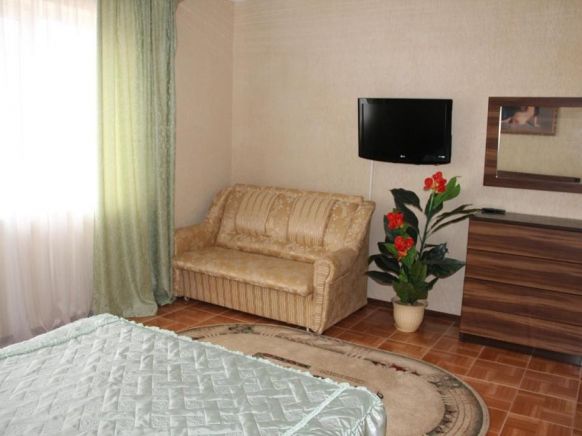 Tikhaya Gavan Guesthouse по адресу Волгодонск, ул. Отдыха, д. 27