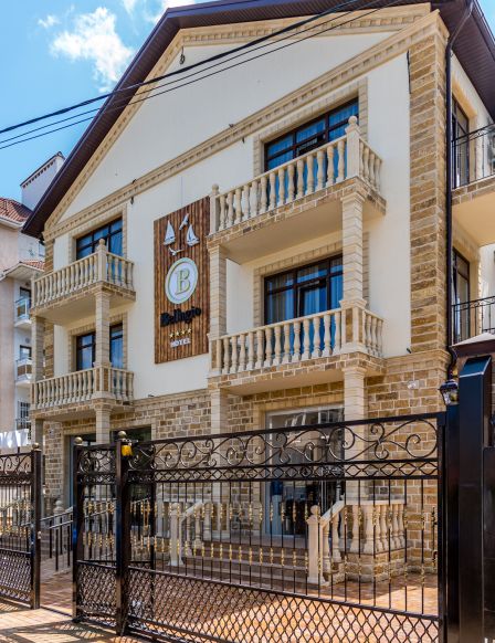 Отель Bellagio по адресу Геленджик, ул. Новороссийская, д. 60