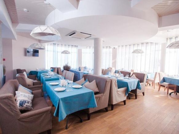FamilySpaResort по адресу ст. Голубицкая, ул. Курортная, д. 133