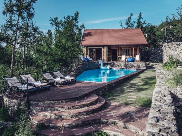 Загородный отель Villa Baikal Prestige по адресу Иркутская обл., Ольхонский р-н, п. Сахюрта, терр. Бухта Мандархан