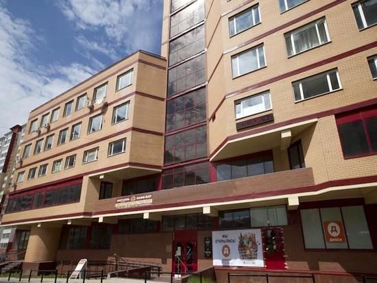Гостиница НЭП-Дубки по адресу Московская обл., г.о. Одинцово, п. Внииссок, ул. Дружбы, д. 2, 15 км трассы М1