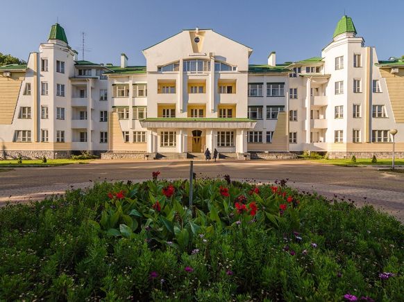Санаторий им. Ф. Э. Дзержинского по адресу Воронежская обл., Рамонский р-н, с. Чертовицы, ул. Транспортная, д. 2