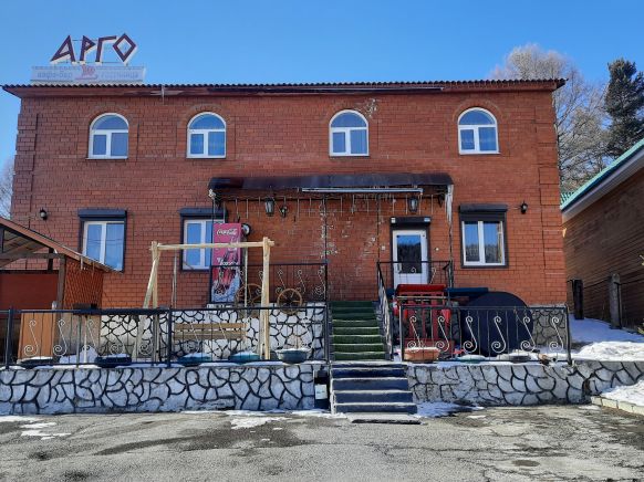 Гостиница Арго по адресу Иркутская обл., Иркутский р-н, п. Листвянка, ул. Горная, д. 8А