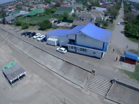 Мини-отель Ahtari Surf по адресу Приморско-Ахтарск, ул. Кубанская, д. 1