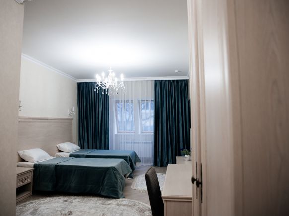 Гостиница Hotel&Dallas по адресу Пятигорск, пр-т Калинина, д. 123