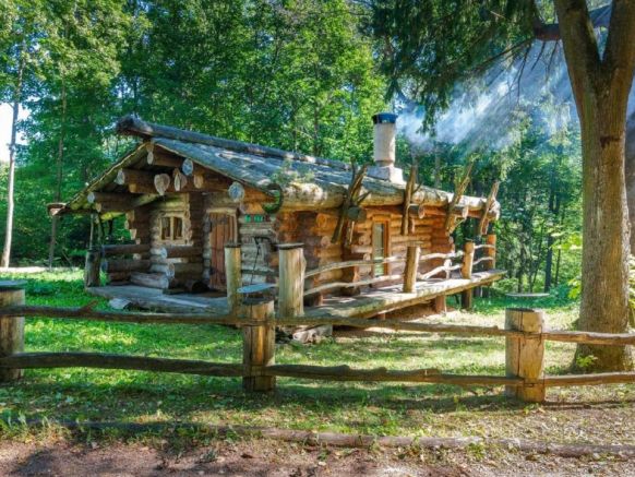 Отель Шале Заимки по адресу Звенигород, Ратехинское ш., д. 2С