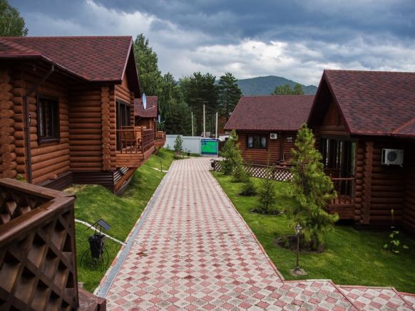 База отдыха Три капитана по адресу Красноярский край, Дивногорск, тер. Шумиха, д. 7/1