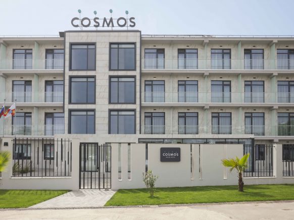 Cosmos Adler Hotel по адресу Сочи, Адлер, ул. Просвещения, д. 118Б/2