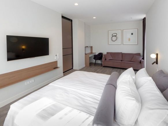 Апарт-отель 4Кайф Atlantis Apartments по адресу Зеленоградск, ул. Гагарина, д. 87