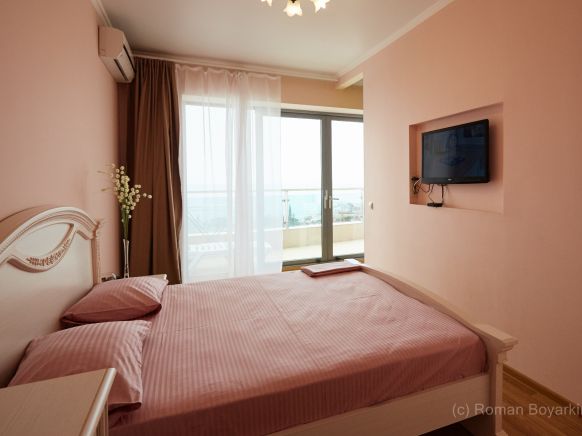 Апартаменты Ideal House по адресу Сочи, пр-кт Курортный, д. 92/5