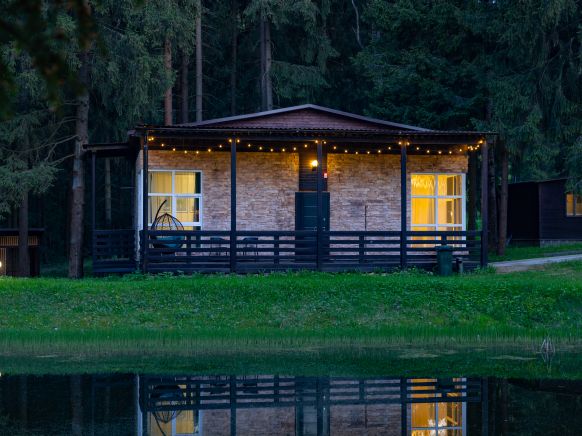 Дом отдыха Belikovo Club House по адресу Московская обл., Сергиево-Посадский г.о., п. Беликово, уч. 20