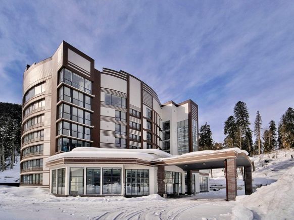 Отель Cosmos Selection Dombay Diamond Hotel 5* по адресу Карачаево-Черкессия, Карачаевский р-н, п. Домбай, ул. Горная, д. 10