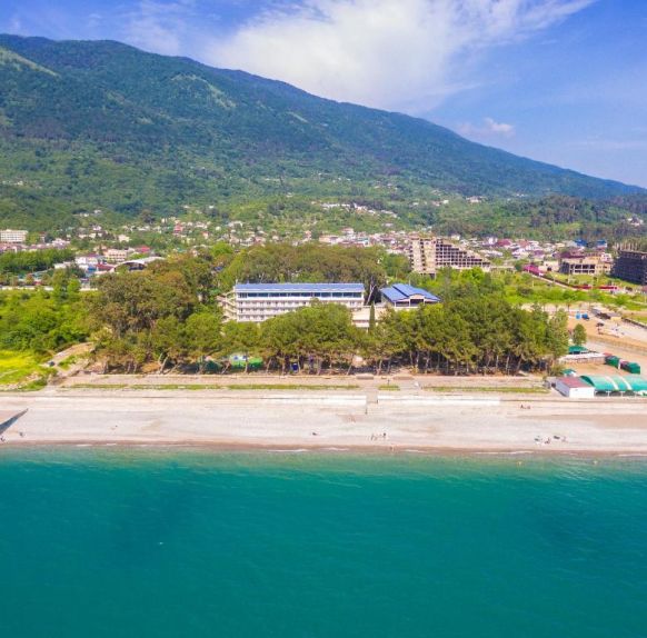 Курортный отель Wellness Gagra по адресу Гагра, Улица Абазгаа 52