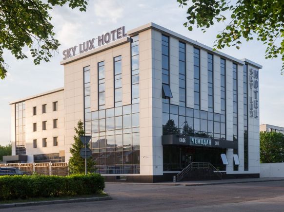 Отель Sky Lux по адресу Набережные Челны, пр-кт Мира, д. 93д